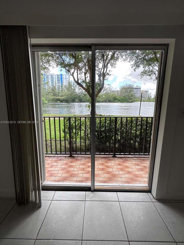 4805 NW 7th St # 15, Miami FL 33126 photo 2