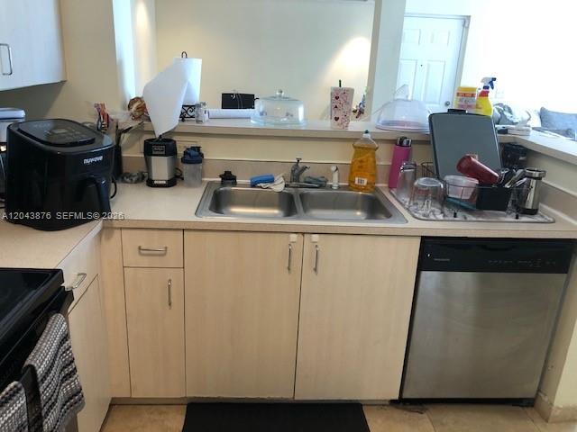 11155 SW 5th Pl # 205, Pembroke Pines FL 33025 photo 5