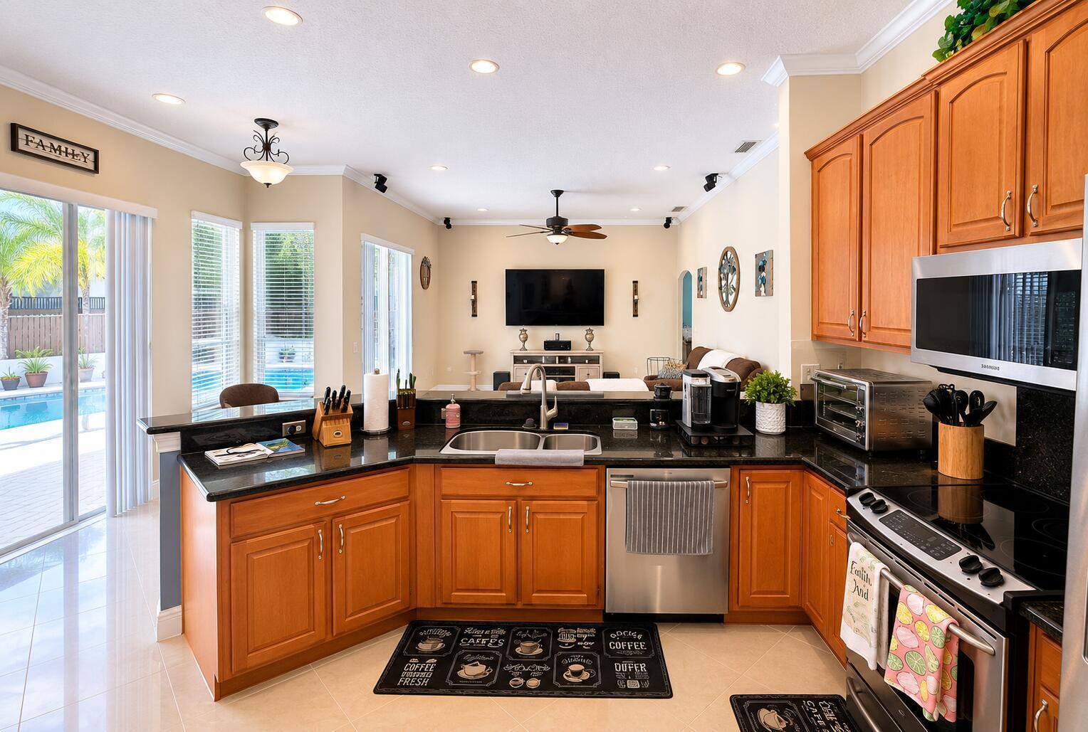 2530 SW Salzedo Avenue, Port St. Lucie FL 34987 photo 3