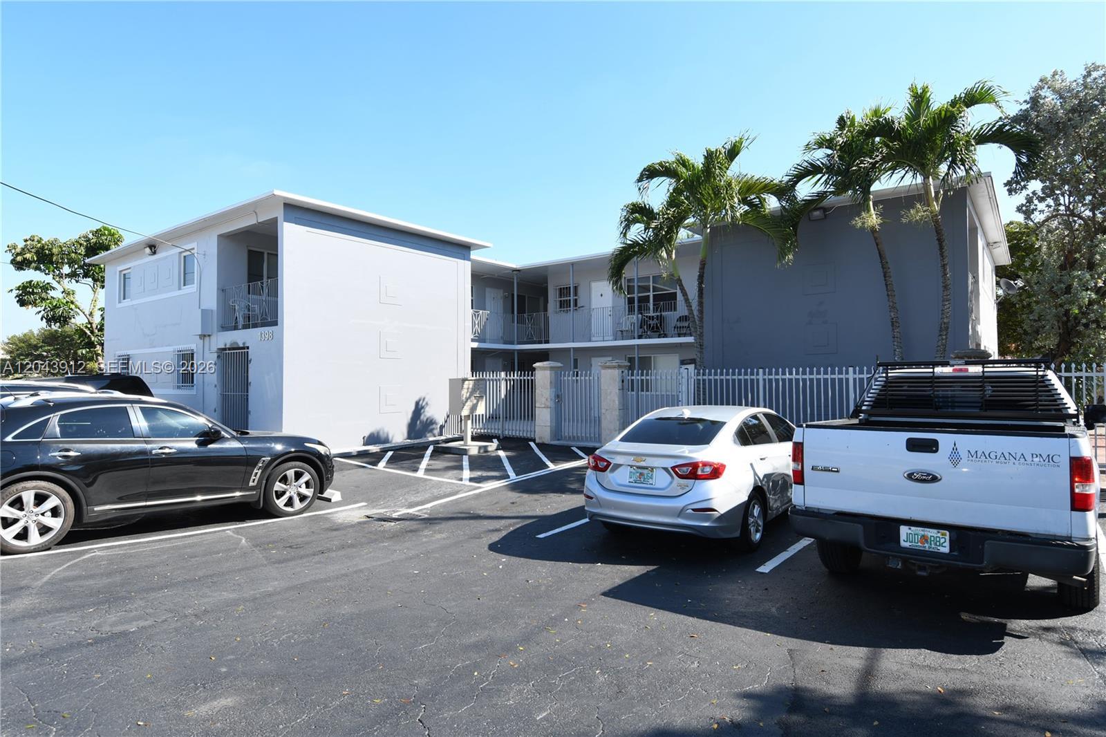 1398 NW 61st St # 6, Miami FL 33142