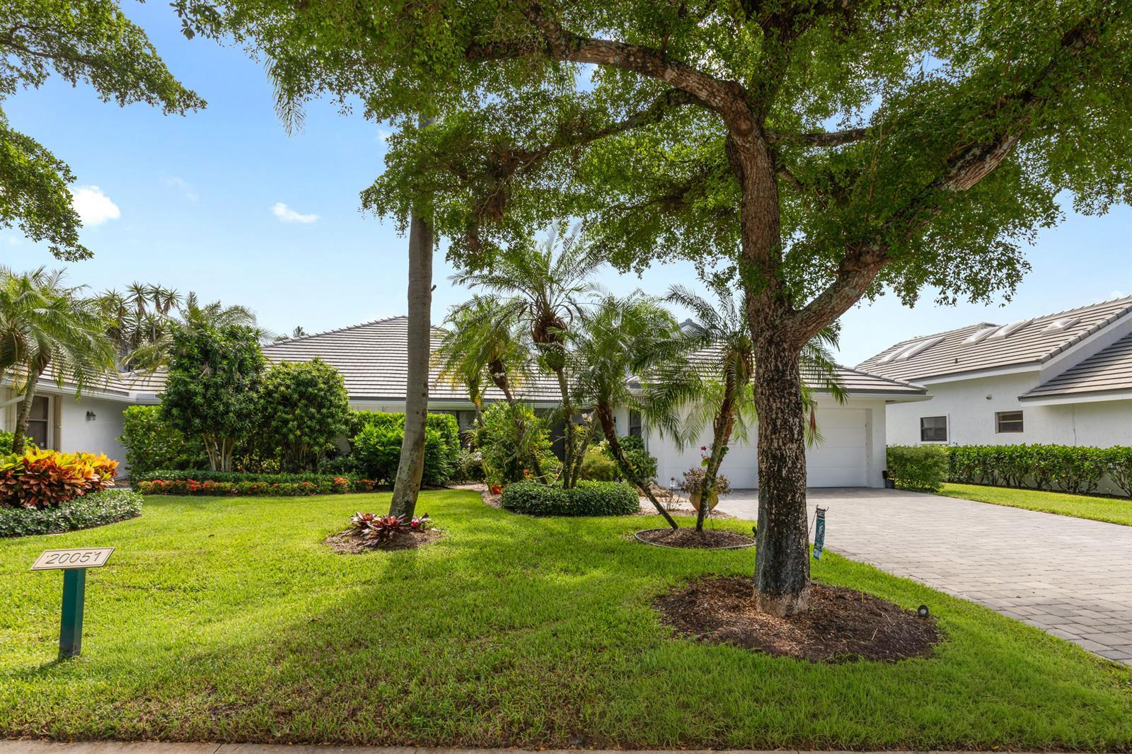 20051 Waters Edge Circle # 1304, Boca Raton FL 33434
