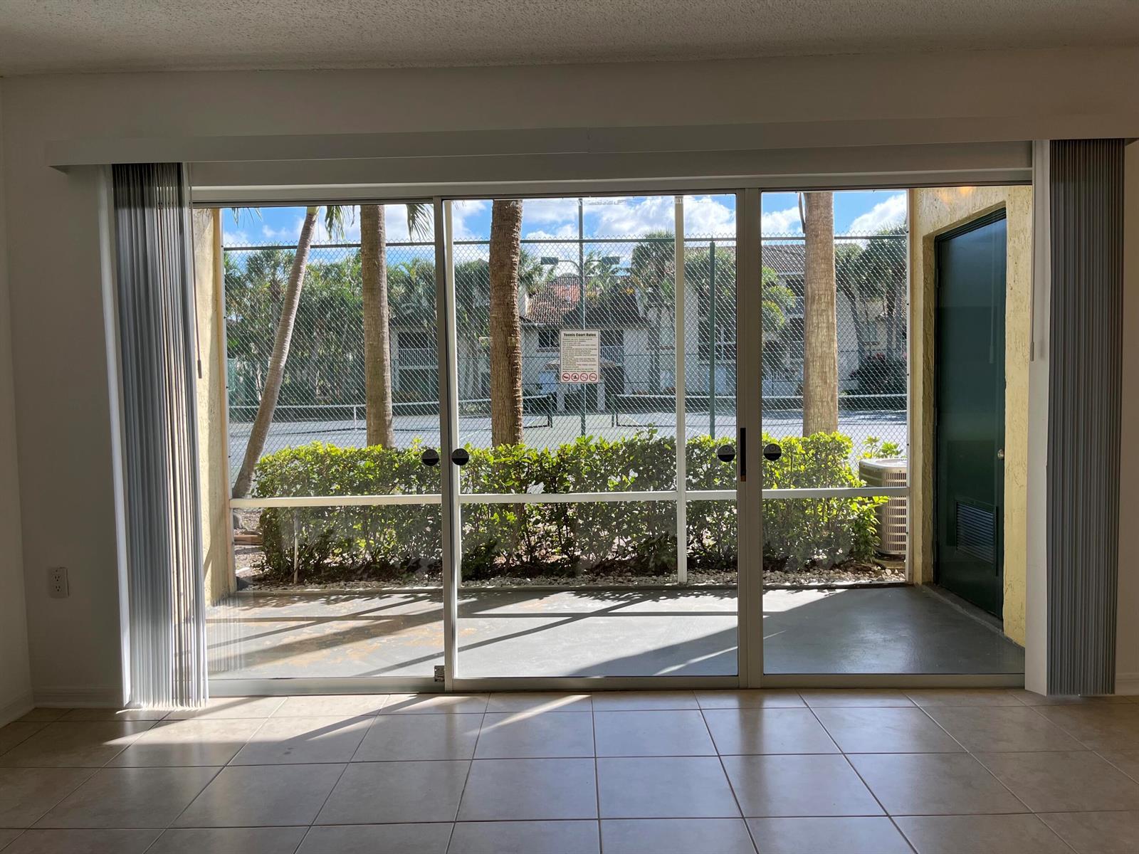 18106 Glenmoor Drive, West Palm Beach FL 33409 photo 4