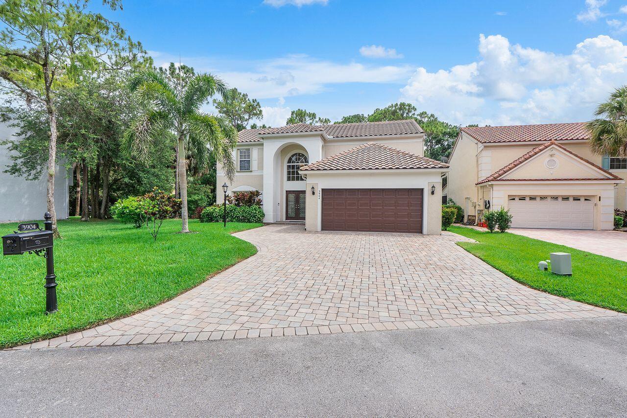 3904 Sanctuary Drive, Coral Springs FL 33065 photo 2