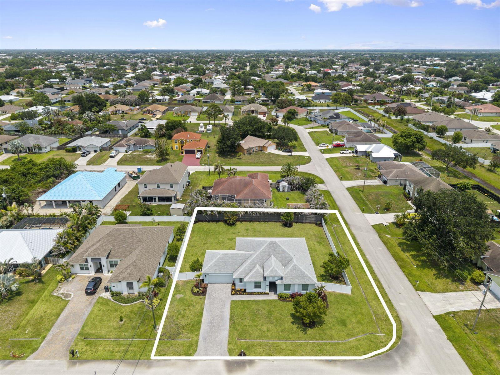 4497 SW Farmington Street, Port St. Lucie FL 34953 photo 4