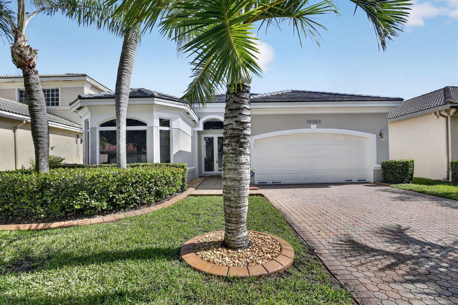 19303 SW 60th Court, Pembroke Pines FL 33332 photo 4