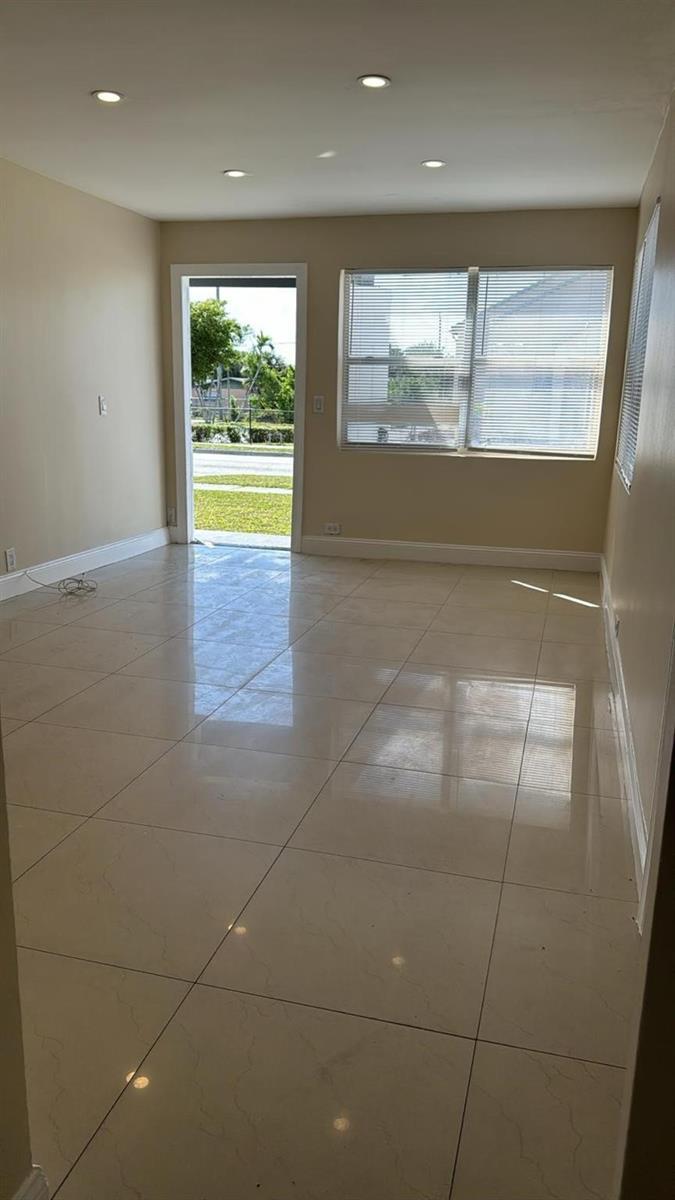 3734 Avenue S, Riviera Beach FL 33404 photo 3