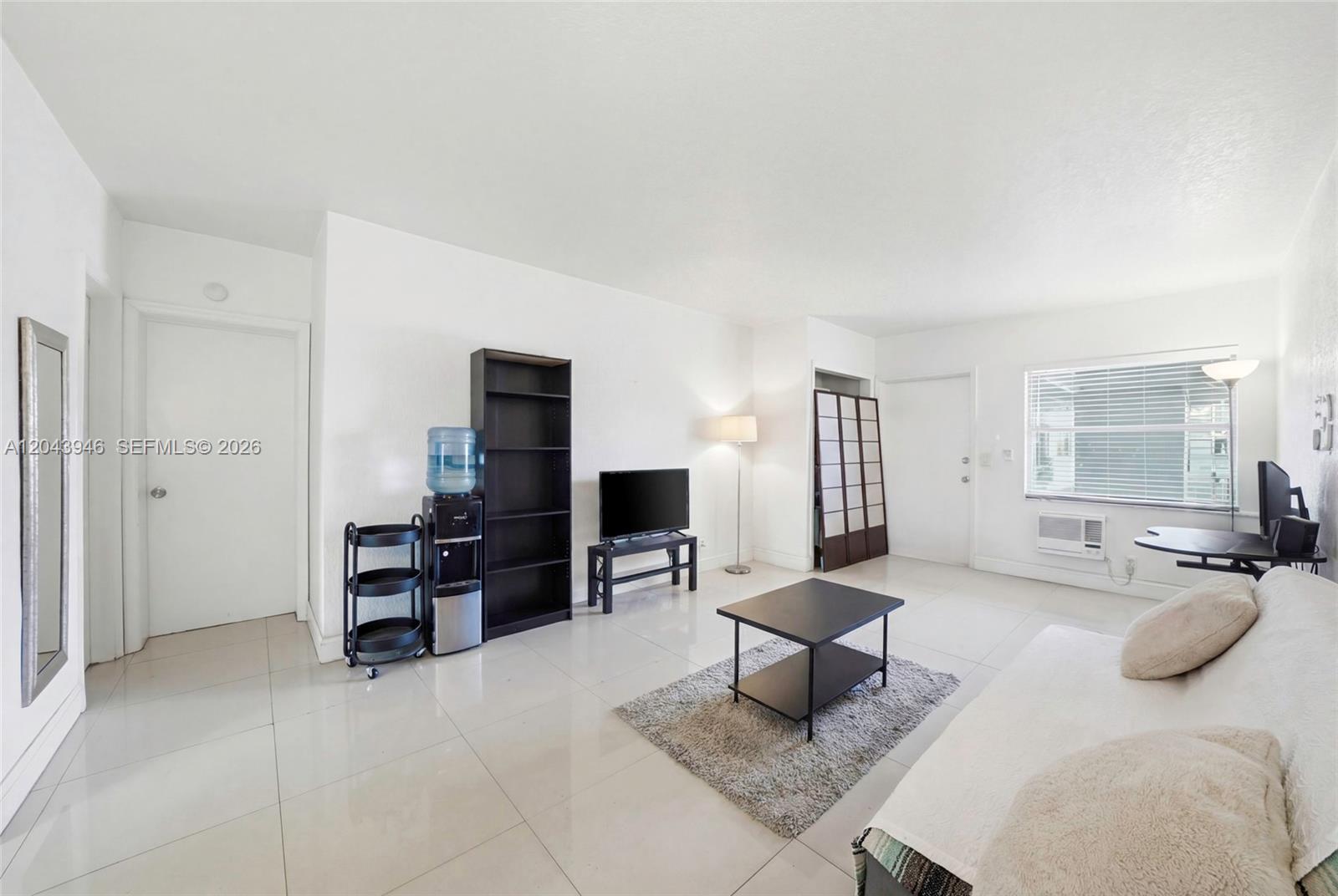 1100 NE 9th Ave # 105, Fort Lauderdale FL 33304