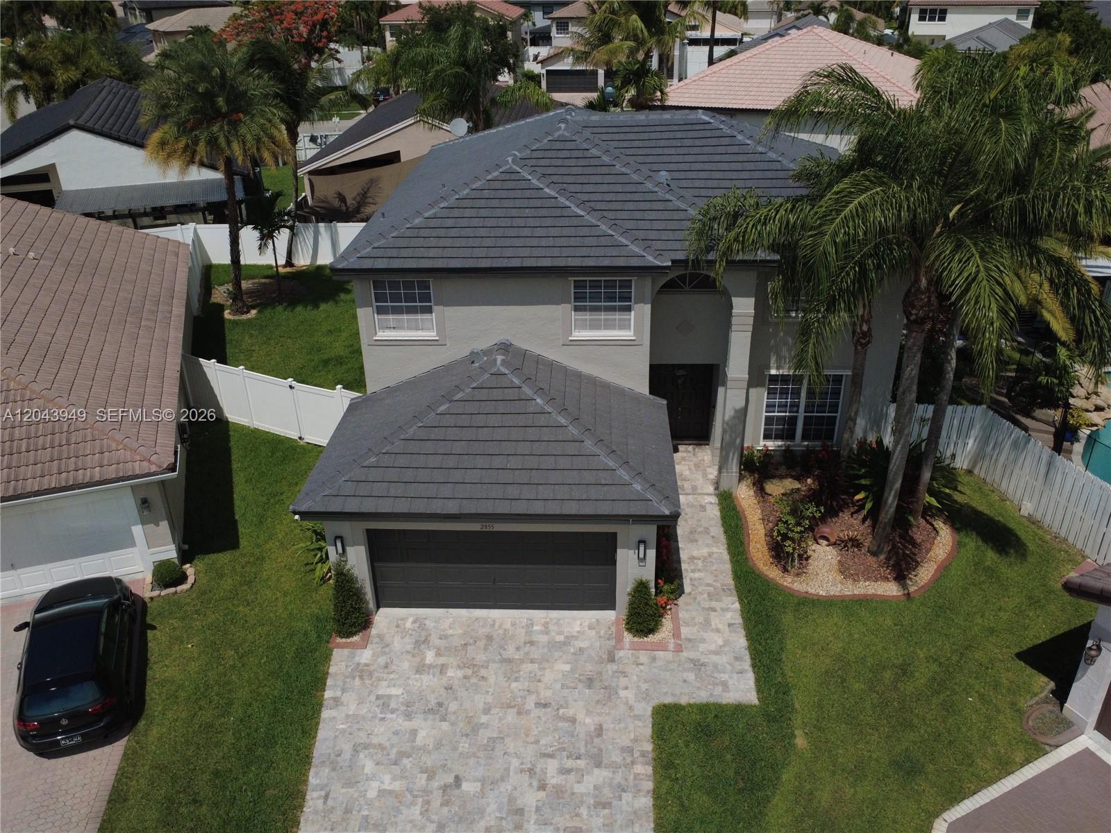 2855 SW 177th Ter, Miramar FL 33029 photo 2