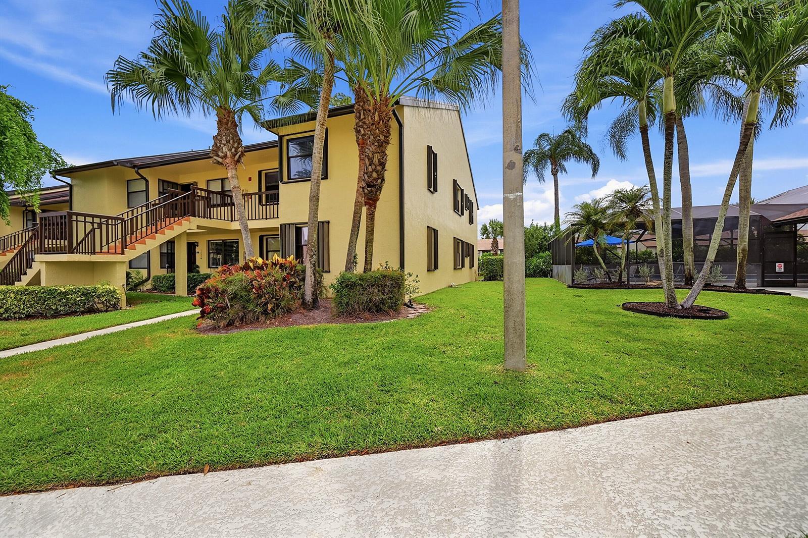 4699 E Lucerne Lakes Boulevard # 206, Lake Worth FL 33467 photo 2