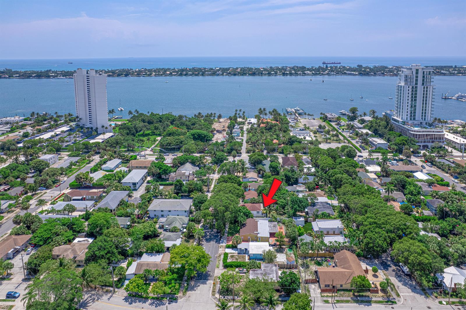 422 49th Street, West Palm Beach FL 33407 photo 2