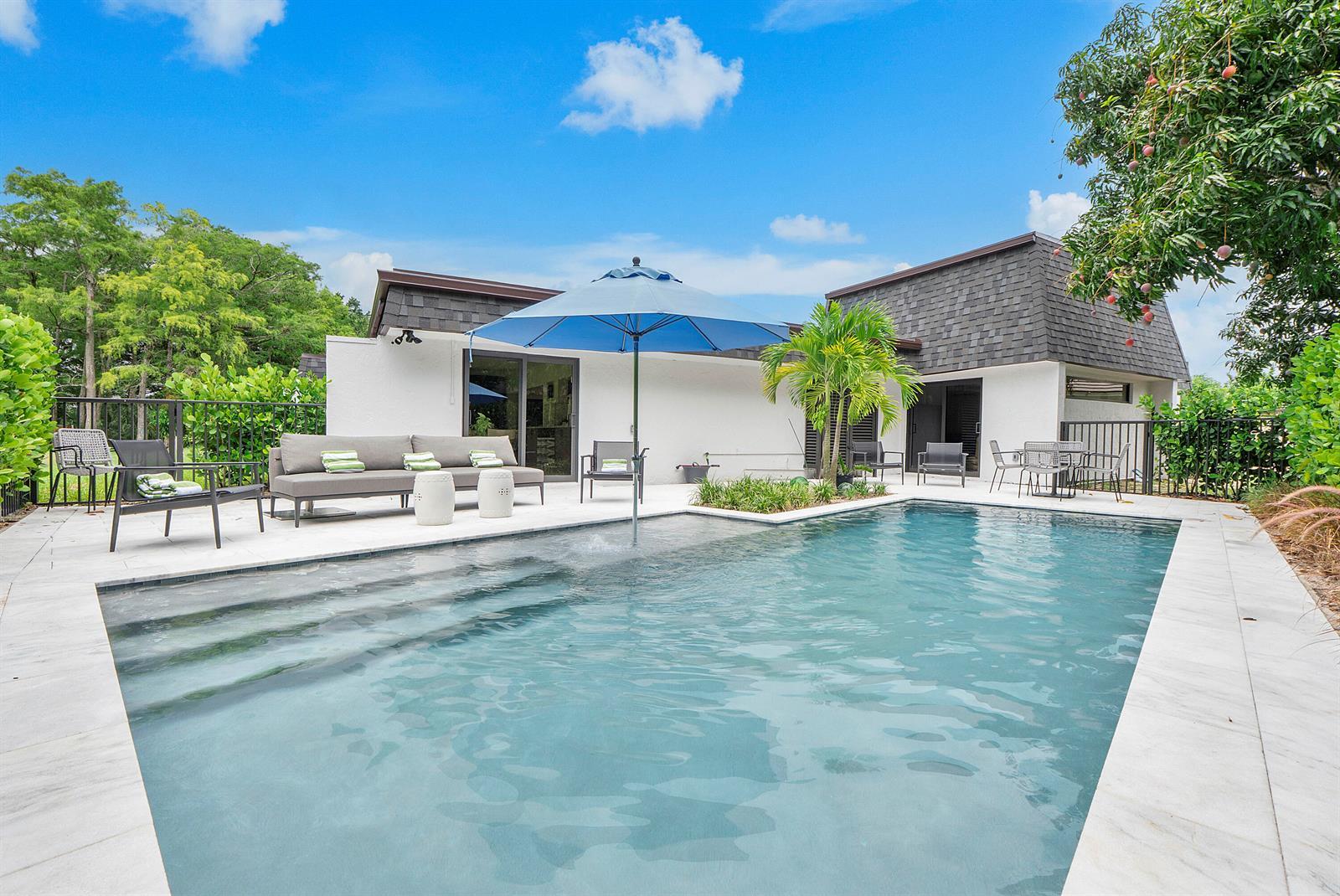 4800 Queen Palm Lane, Tamarac FL 33319