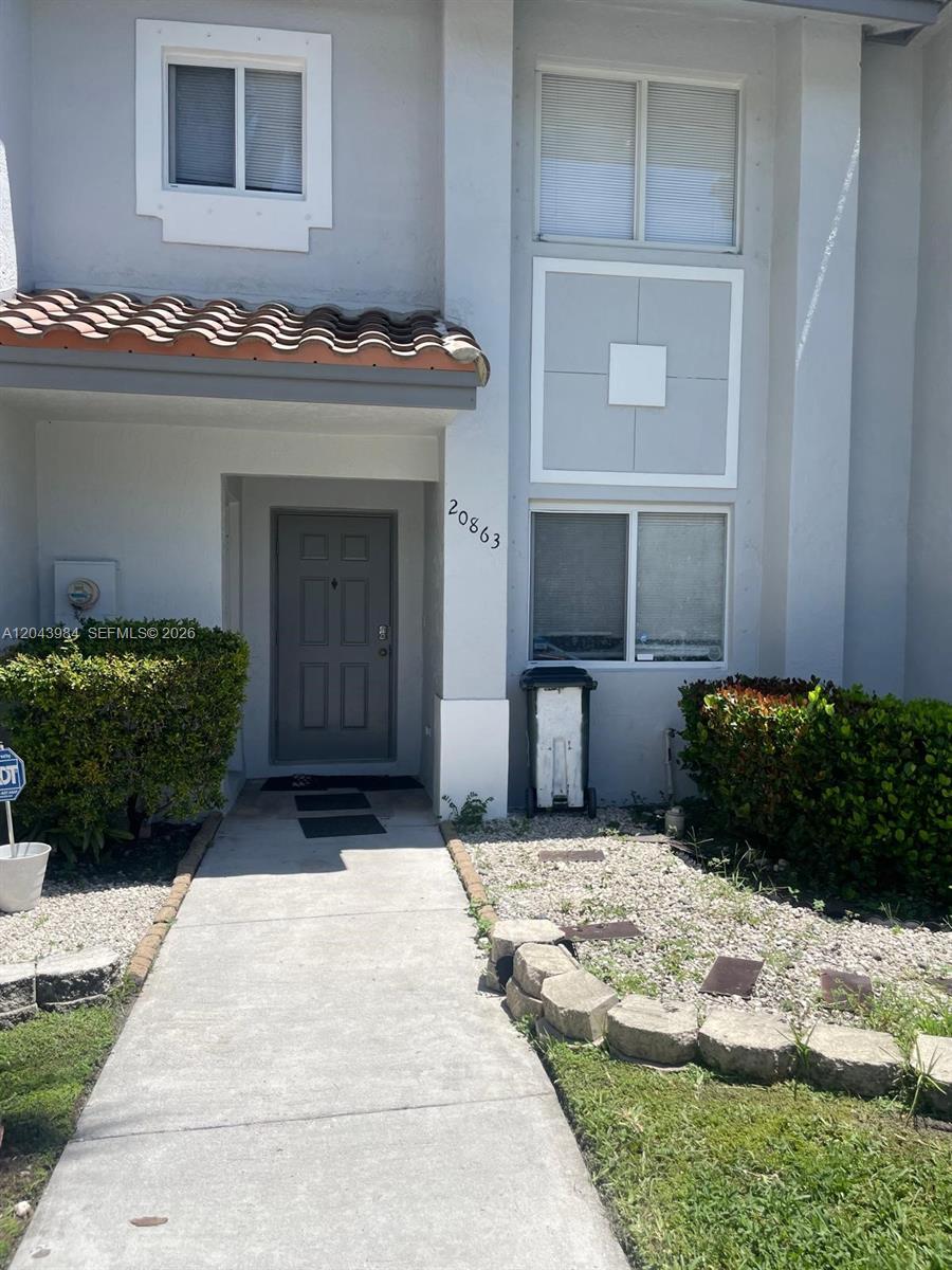 20863 NW 2nd St # 1, Pembroke Pines FL 33029