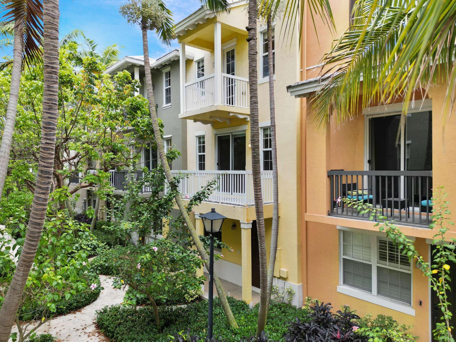 110 W Coda Circle, Delray Beach FL 33444