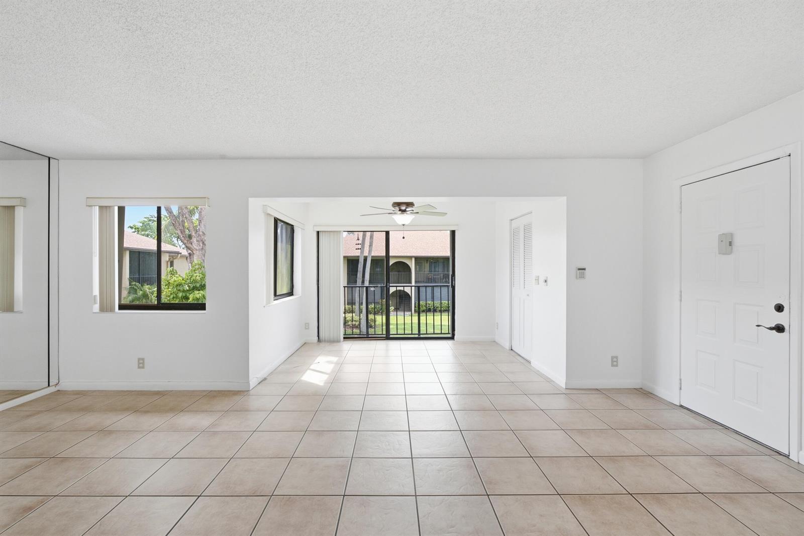 518 Shady Pine Way # B2, FL 33415 photo 2
