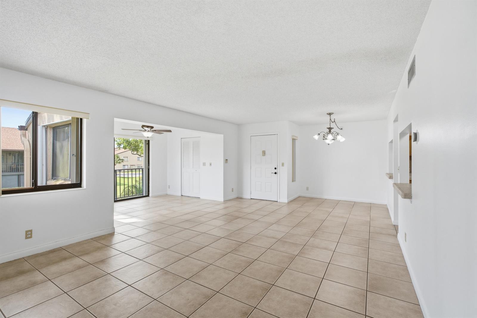 518 Shady Pine Way # B2, FL 33415 photo 3
