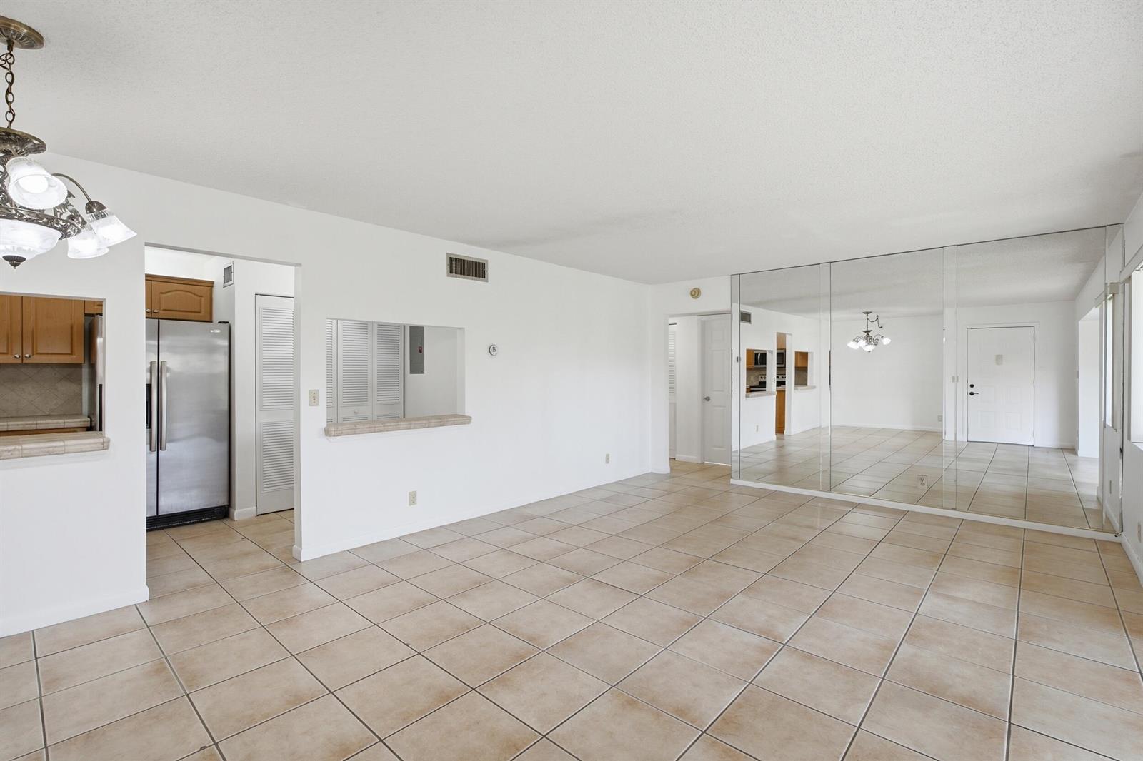 518 Shady Pine Way # B2, FL 33415 photo 4