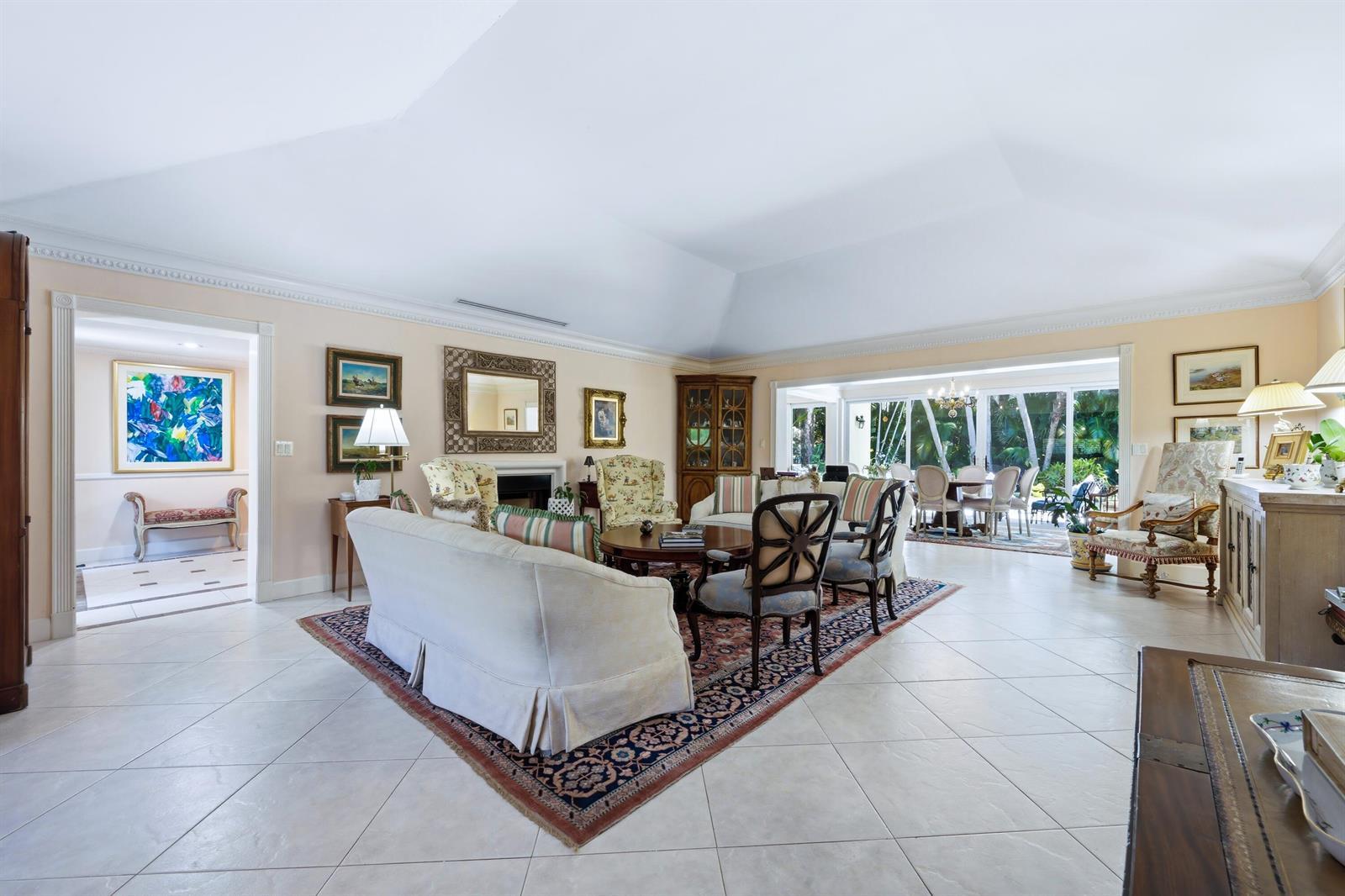265 Fairview Road, Palm Beach FL 33480 photo 4