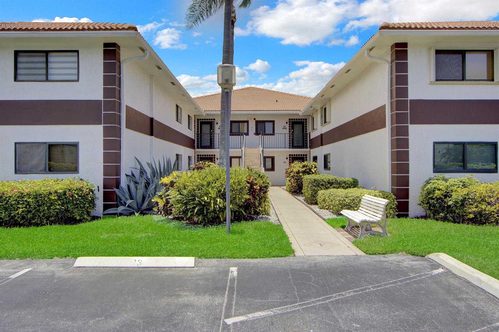 15451 Pembridge Drive # 206, Delray Beach FL 33484 photo 4