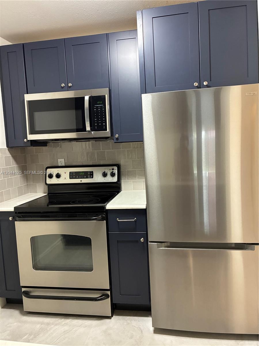 153 NE 141st St # B, Miami FL 33161 photo 3