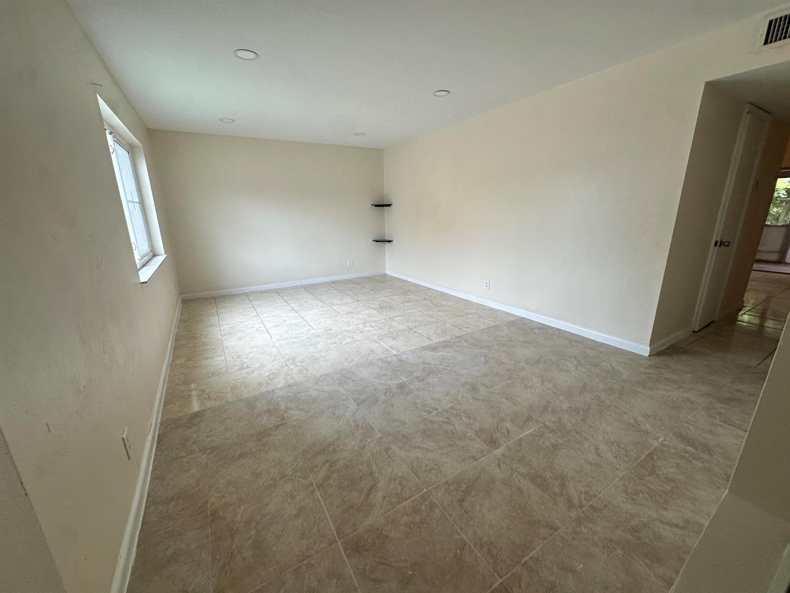 5614 Blueberry Court, Lauderhill FL 33313 photo 5