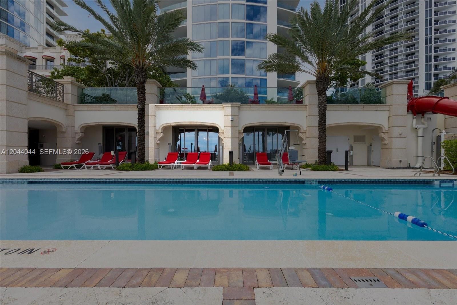 17975 Collins Ave, Sunny Isles Beach FL 33160 photo 2