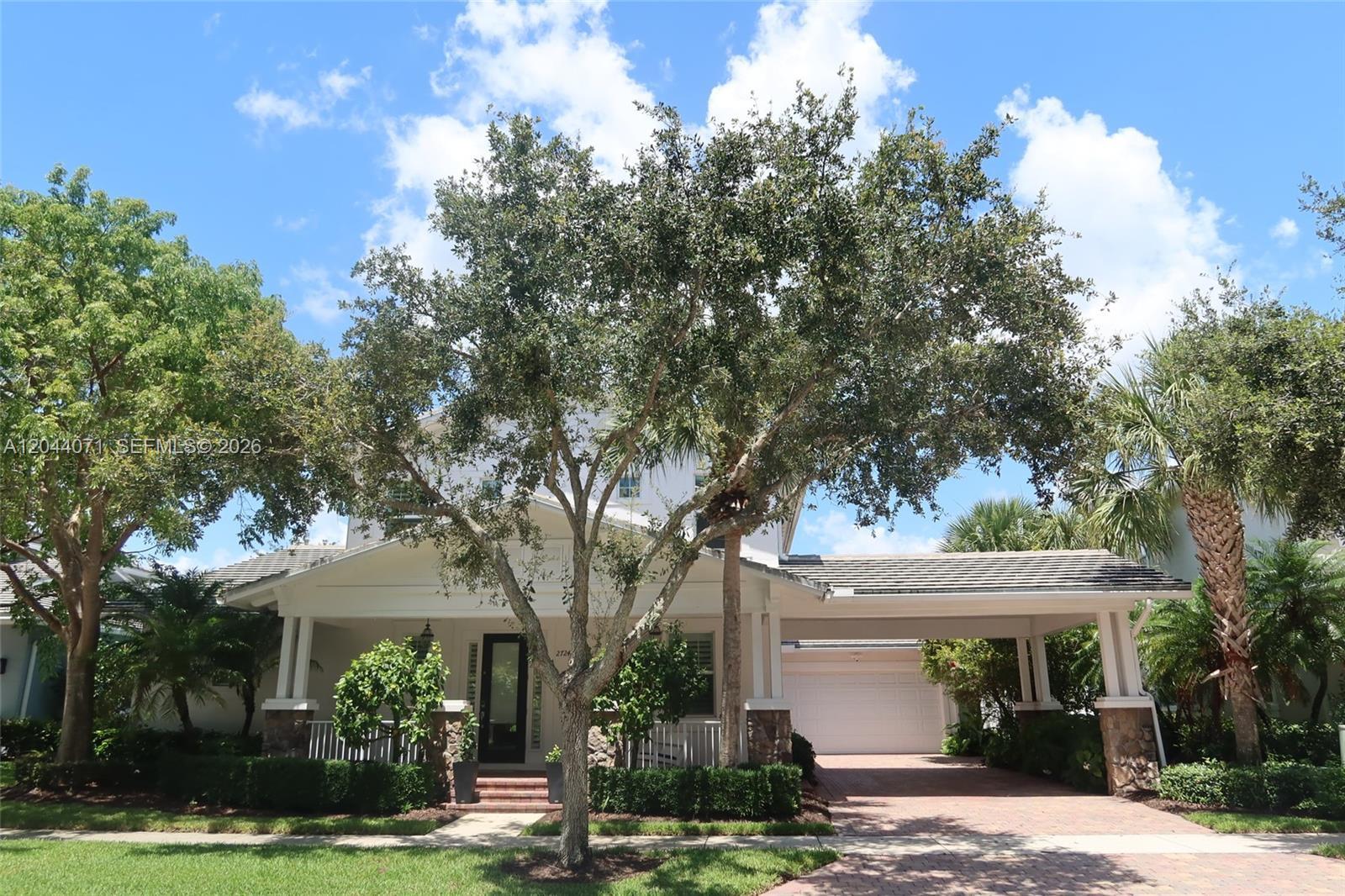 2724 Wymberly Dr, Jupiter FL 33458