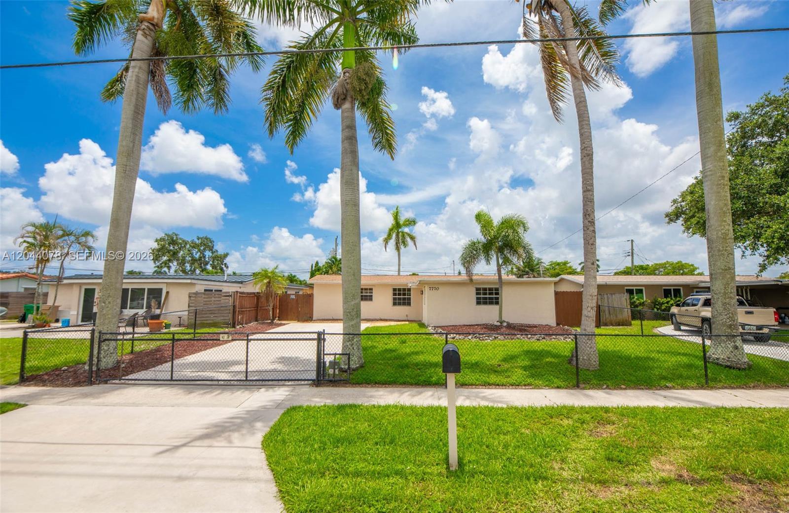 7770 NW 33rd St # 7770, Davie FL 33024 photo 4