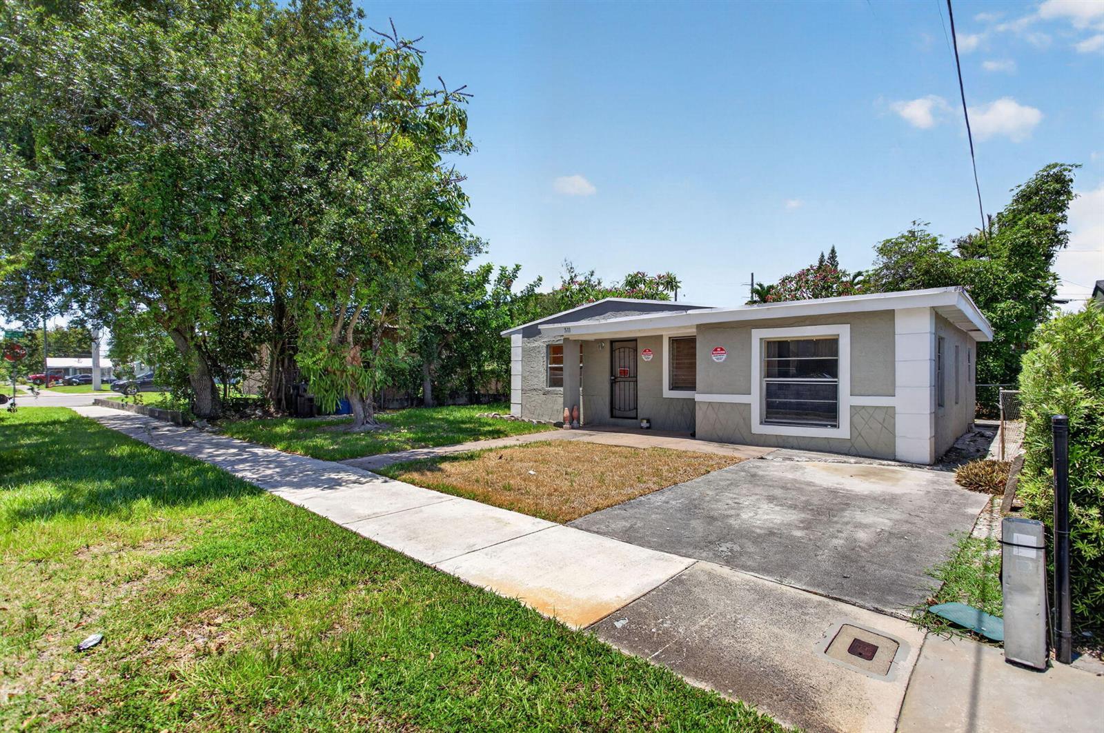 511 NW 17th Avenue, Fort Lauderdale FL 33311 photo 2