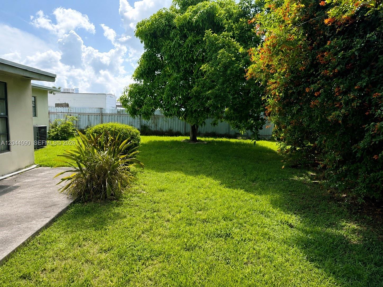 11832 SW 185th Ter, Miami FL 33177 photo 3