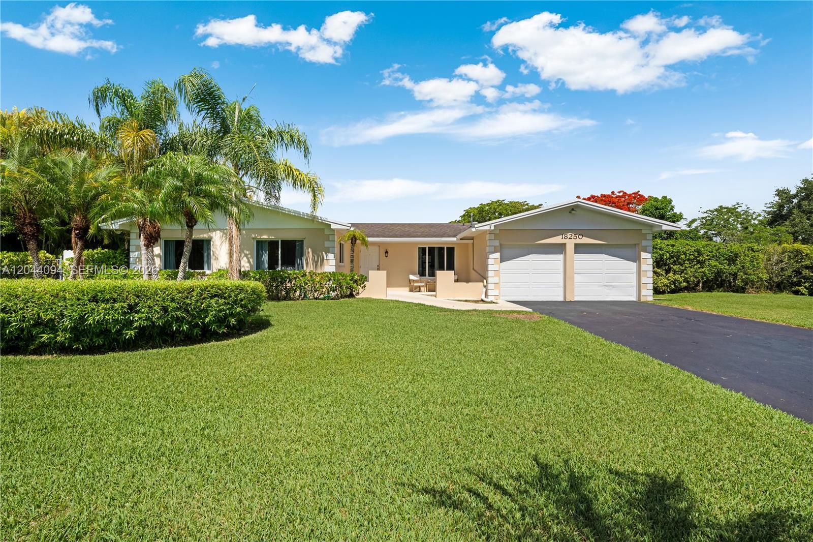 18250 SW 88th Pl, Palmetto Bay FL 33157