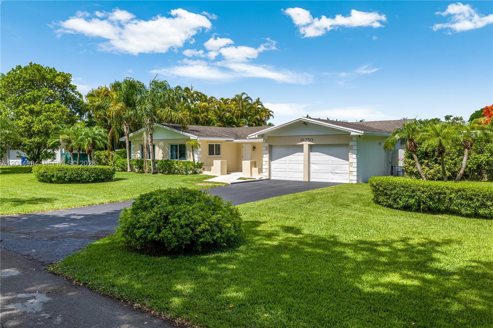 18250 SW 88th Pl, Palmetto Bay FL 33157 photo 5