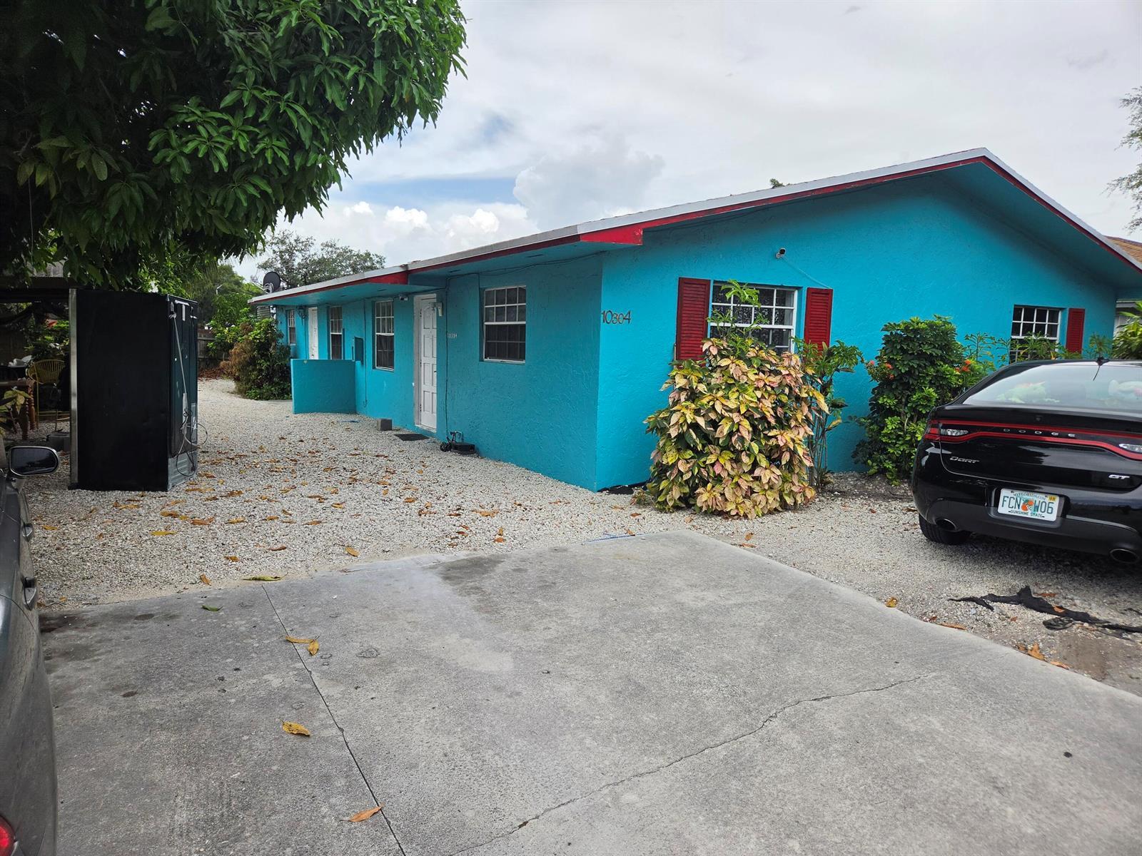 10304 NW 10th Avenue, Miami FL 33150 photo 3