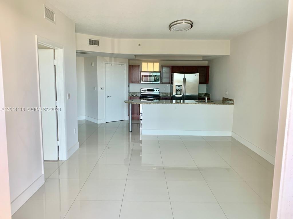 7280 SW 90th St # 205, Miami FL 33156