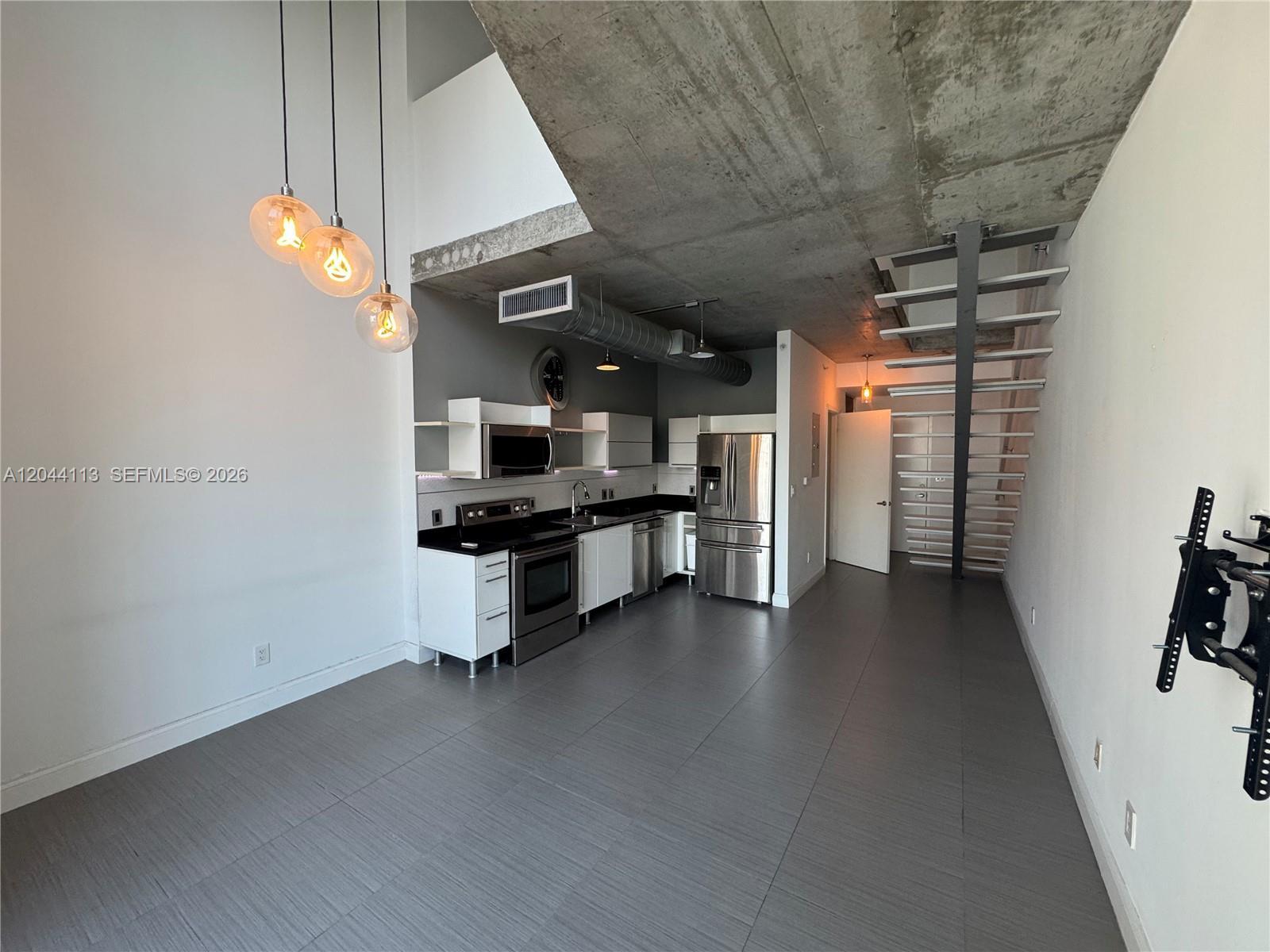 690 SW 1st Ct # 1516, Miami FL 33130 photo 4
