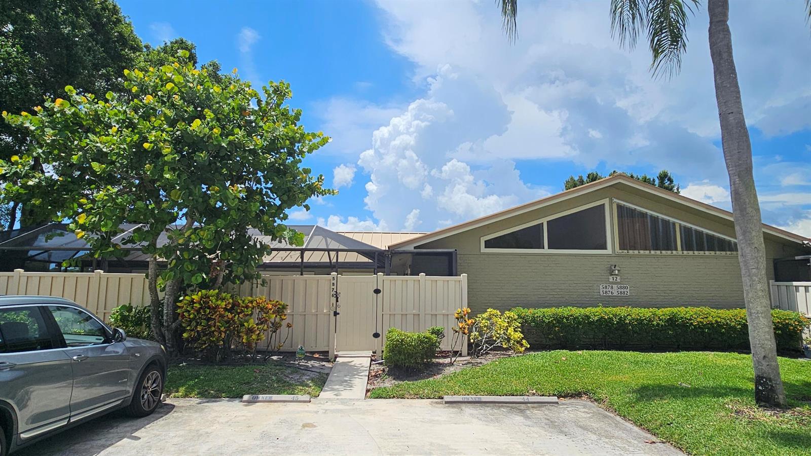 5876 Golden Eagle Circle, Palm Beach Gardens FL 33418