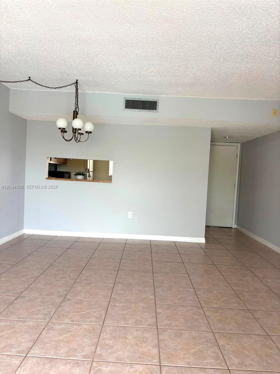 8025 SW 107th Ave # 313, Miami FL 33173 photo 2