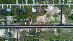 317 E Diplomat PKWY, Cape Coral FL 33909 photo 2