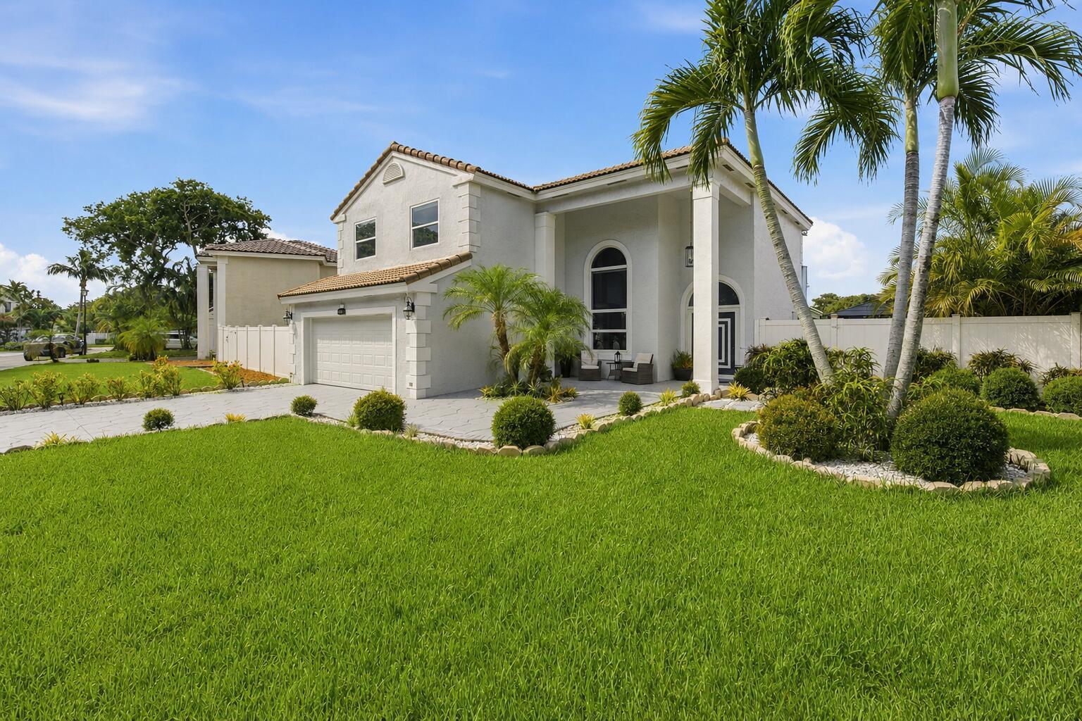 14040 Richwood Place, Davie FL 33325 photo 2
