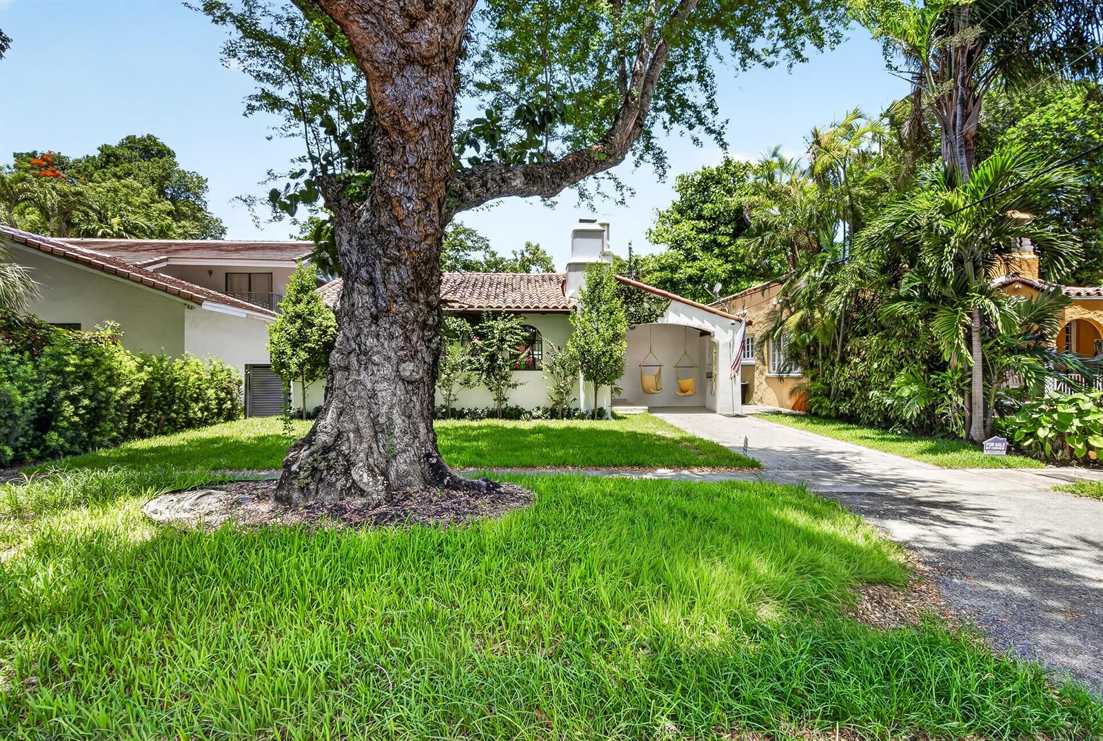 1310 Madrid Street, Coral Gables FL 33134 photo 2