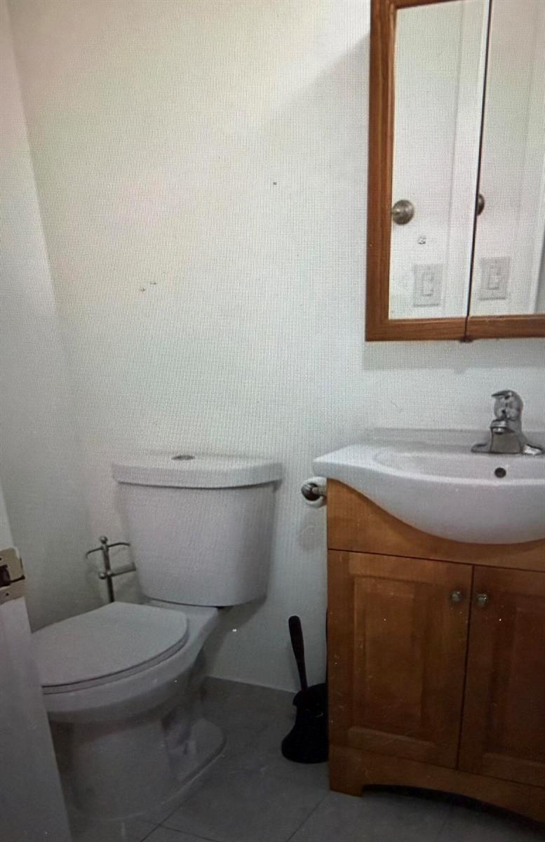 2038 Exeter C, Boca Raton FL 33434 photo 4