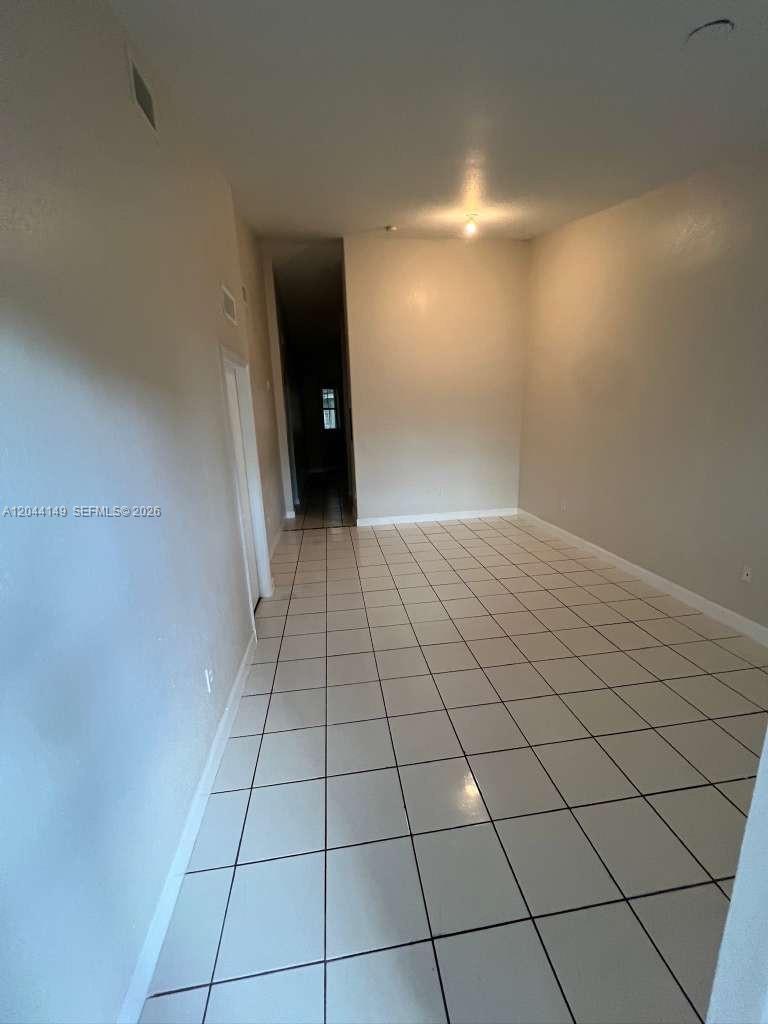 1661 SE 28th St # 202, Homestead FL 33035 photo 4
