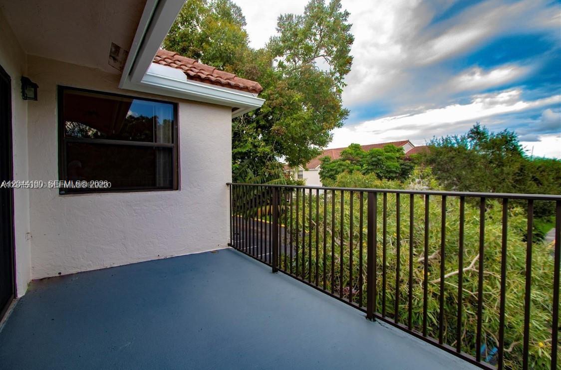10105 W Sunrise Blvd # 303, Plantation FL 33322 photo 3