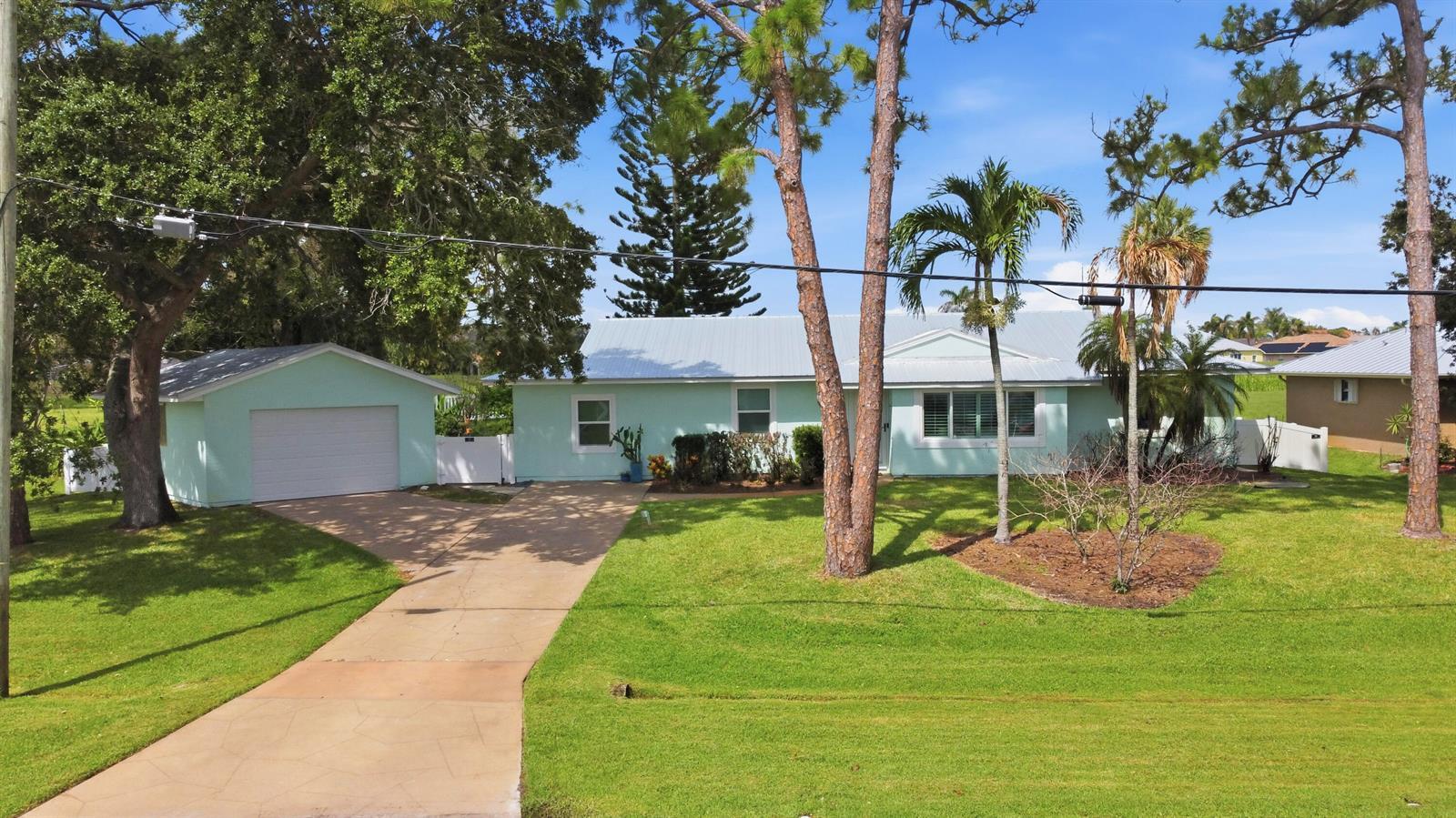 548 SW Aster Road, Port St. Lucie FL 34953