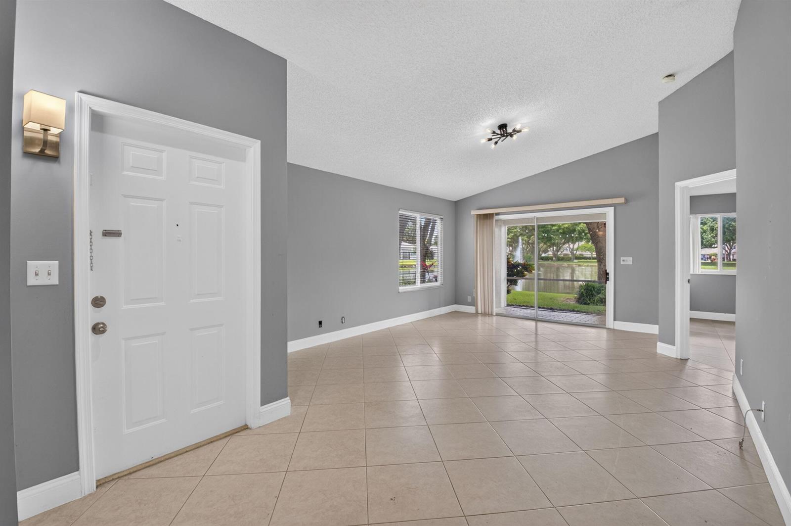 9220 A Vineland Court, Boca Raton FL 33496 photo 4