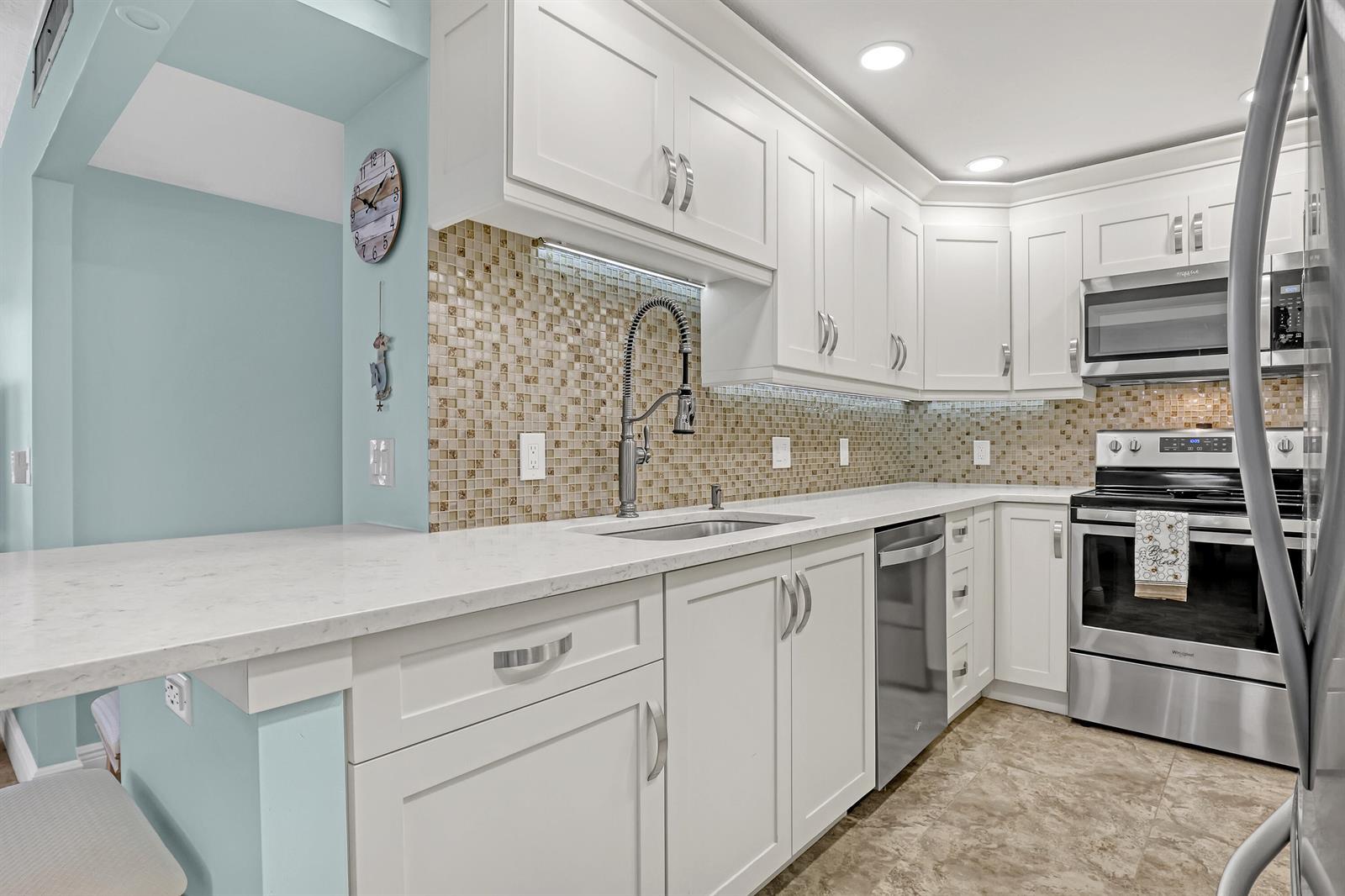 125 S Ocean Avenue # 505, Palm Beach Shores FL 33404 photo 2