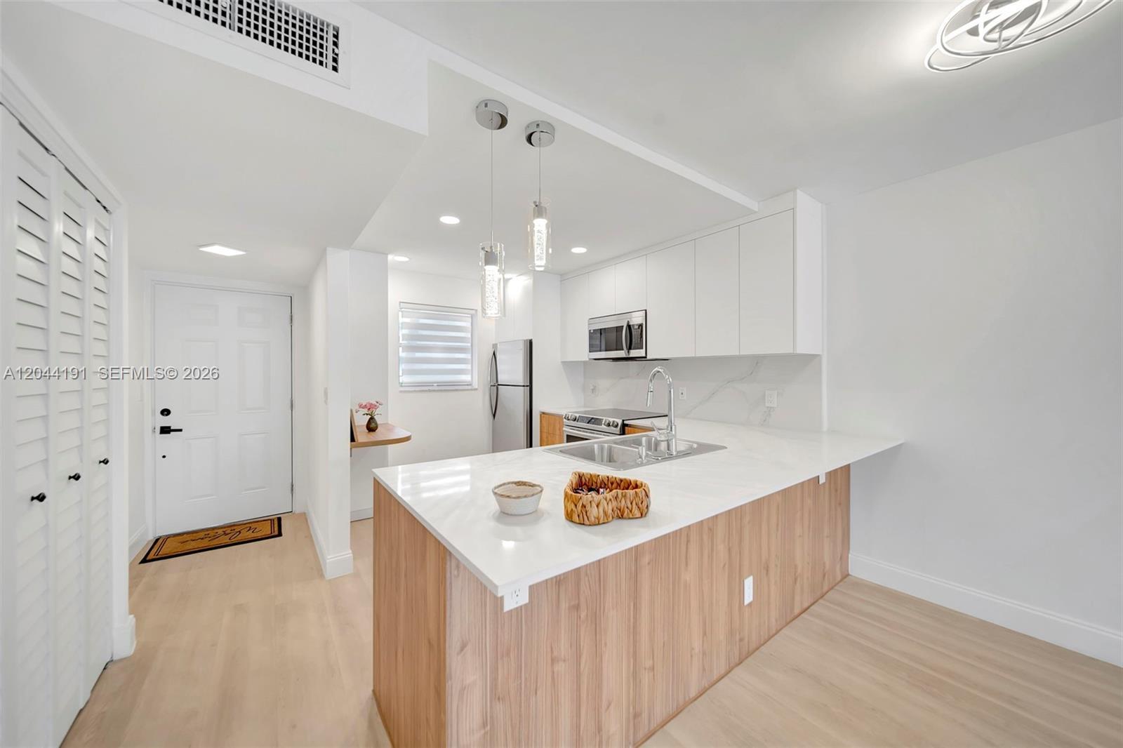 3100 Holiday Springs Blvd # 111, Margate FL 33063 photo 3