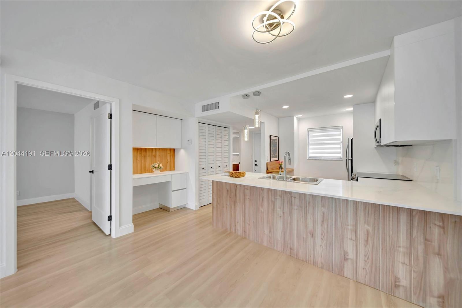 3100 Holiday Springs Blvd # 111, Margate FL 33063 photo 4