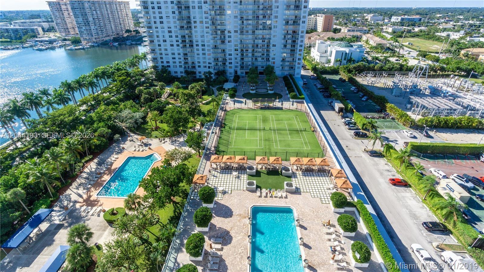 2801 NE 183rd St # 709W, Aventura FL 33160 photo 2