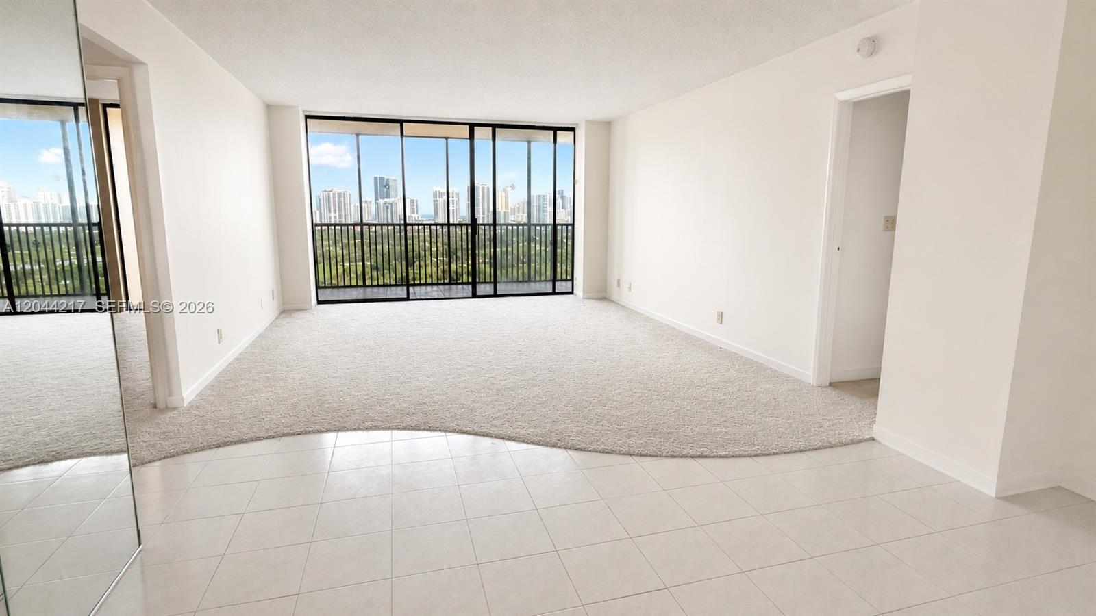 20301 W Country Club Dr # 1826, Aventura FL 33180 photo 2