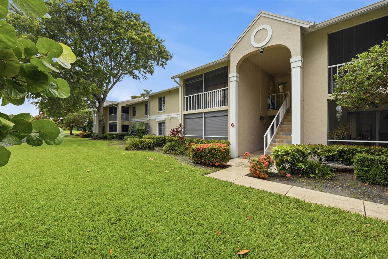 13811 Oneida Drive # F2, Delray Beach FL 33446 photo 3